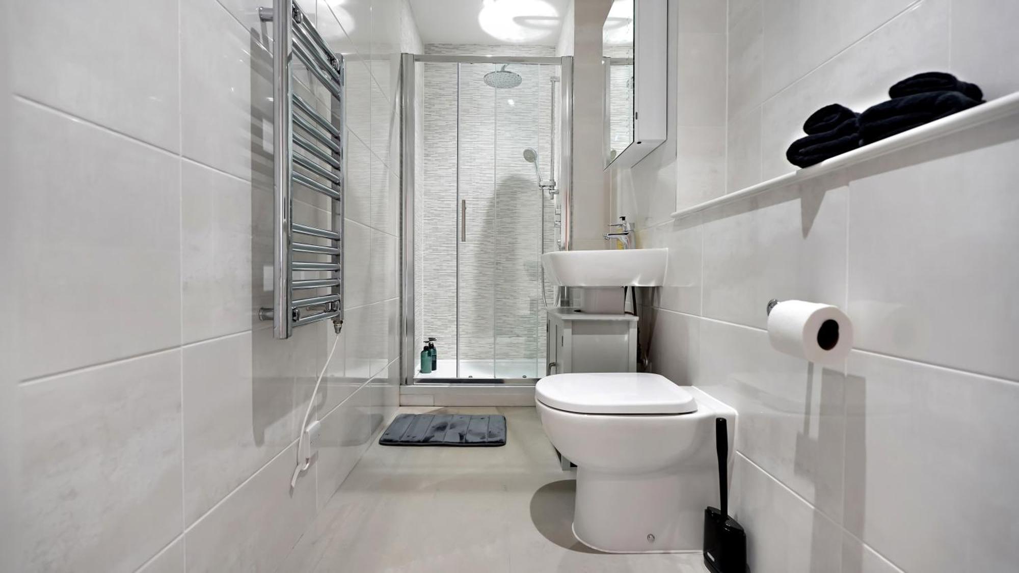 Modern And Spacious Penthouse Apartment In Putney With Free Parking Londýn Exteriér fotografie