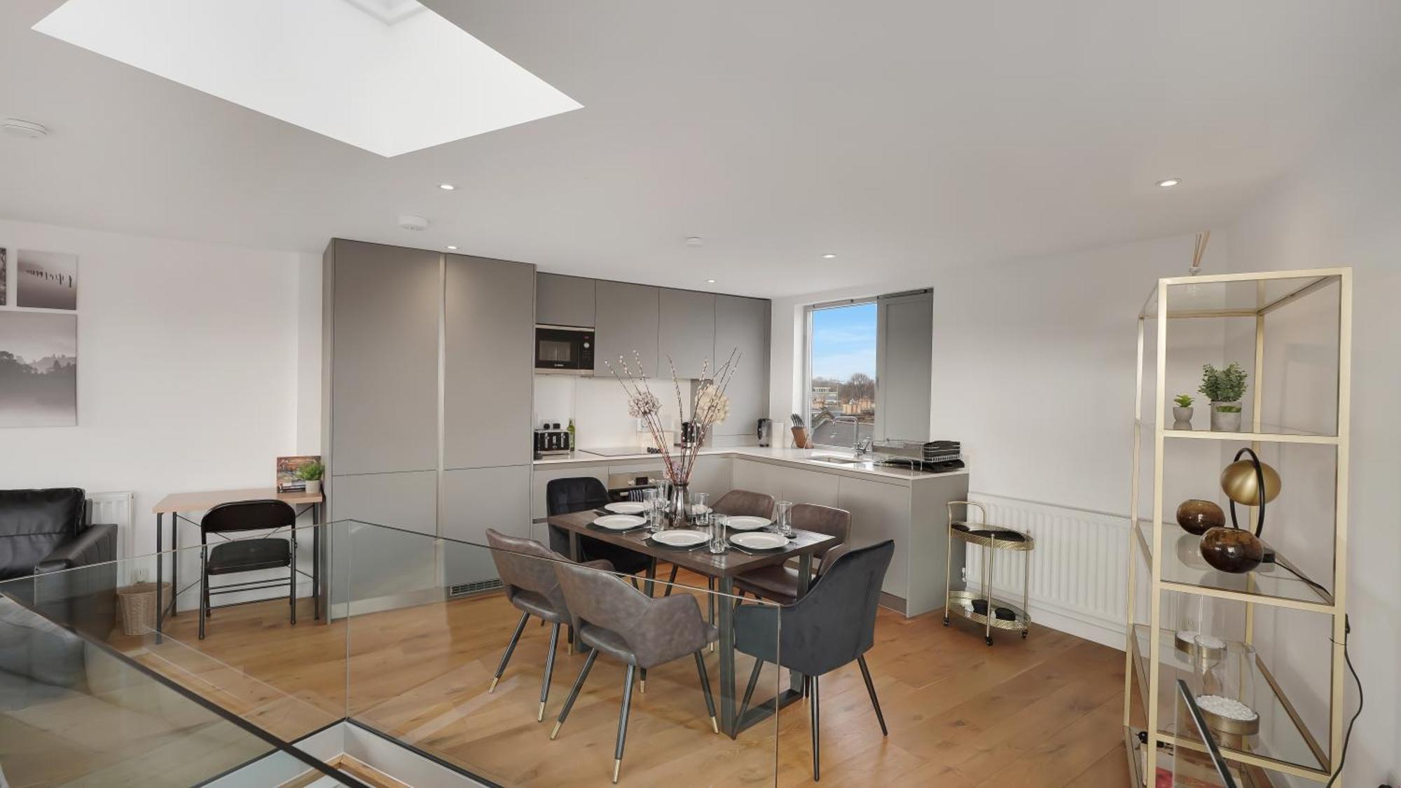 Modern And Spacious Penthouse Apartment In Putney With Free Parking Londýn Exteriér fotografie
