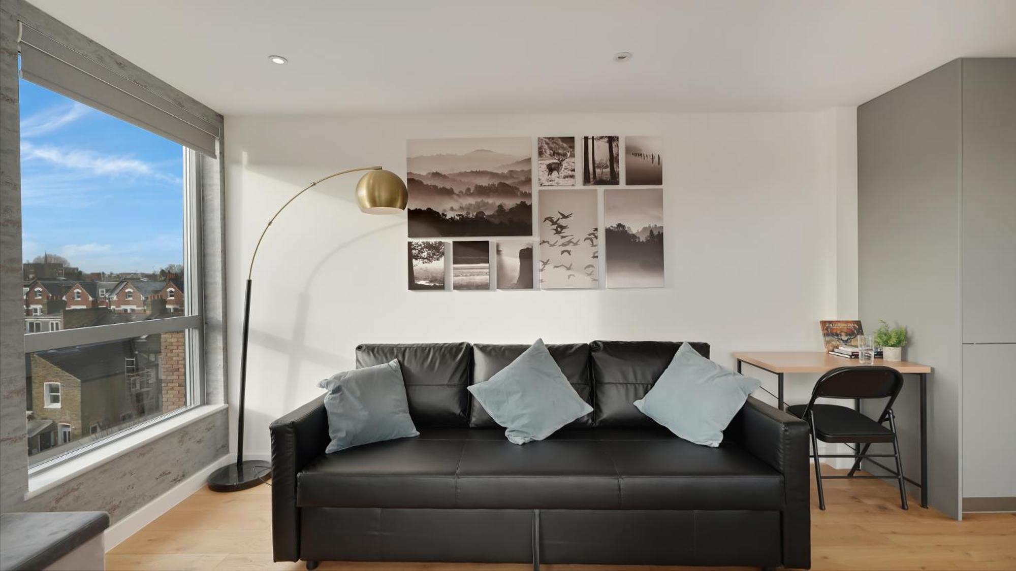 Modern And Spacious Penthouse Apartment In Putney With Free Parking Londýn Exteriér fotografie